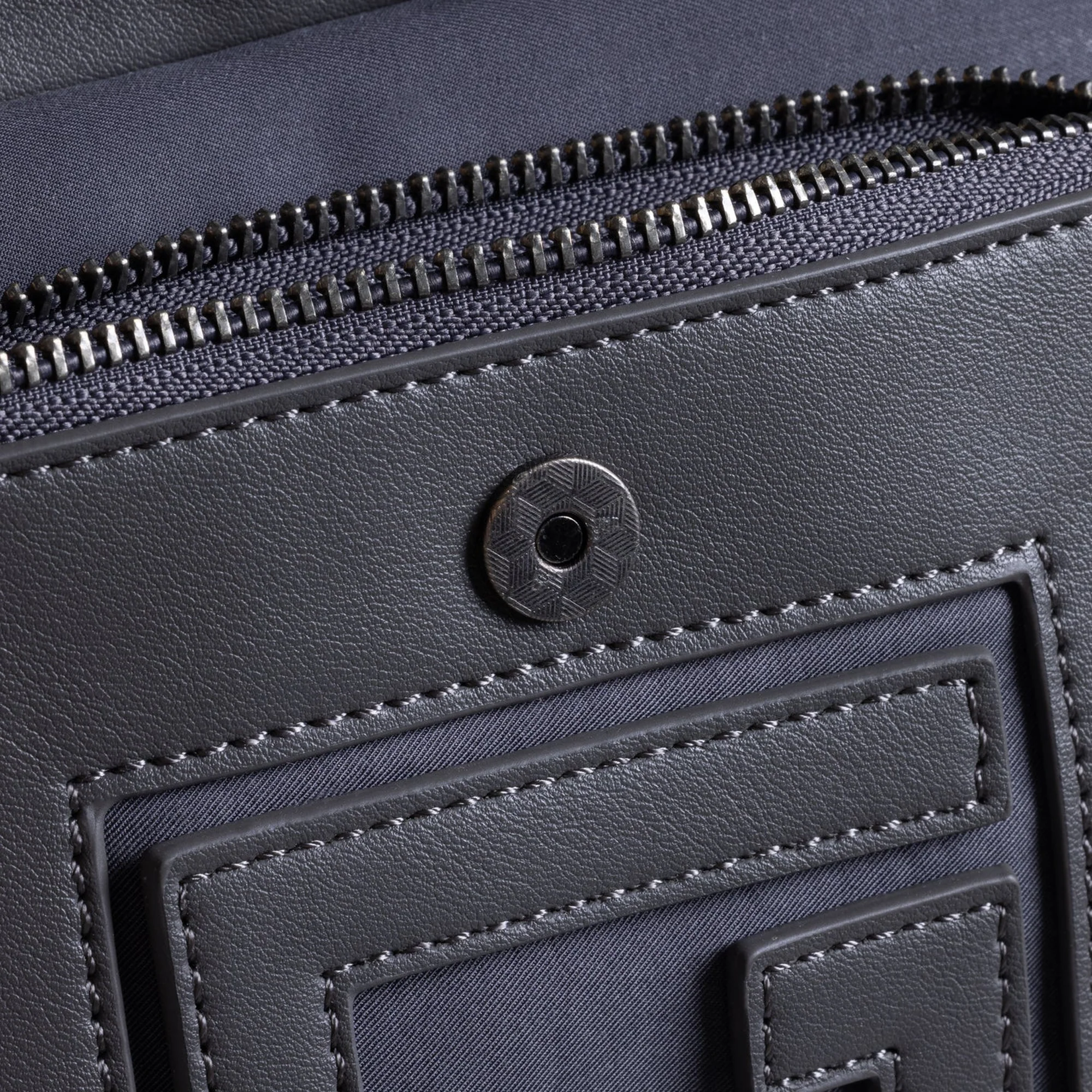 Honor The Gift Htg Side Bag Dark Grey - Image 4