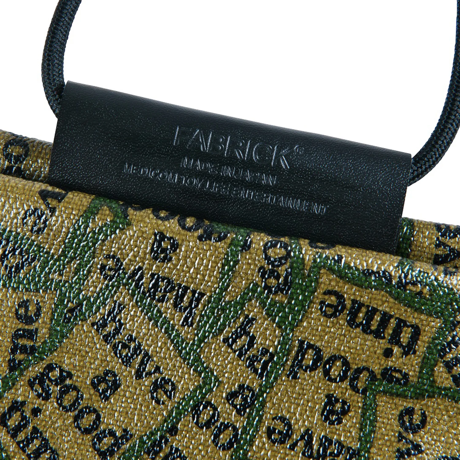 Medicom Toy Fabrik Have A Good Time Mobile Bag - Image 3