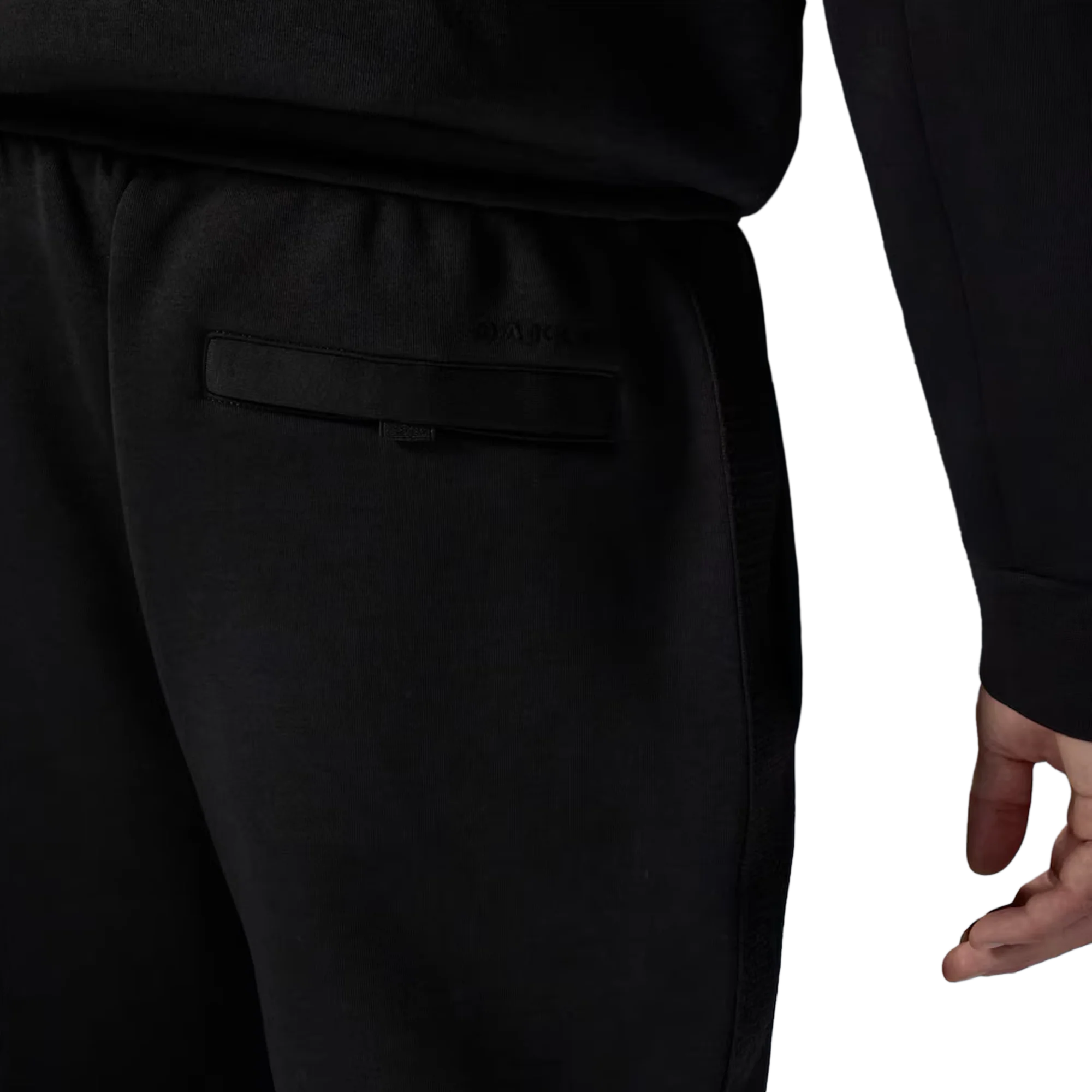 Oakley Reserve Momento Short Black - Image 3
