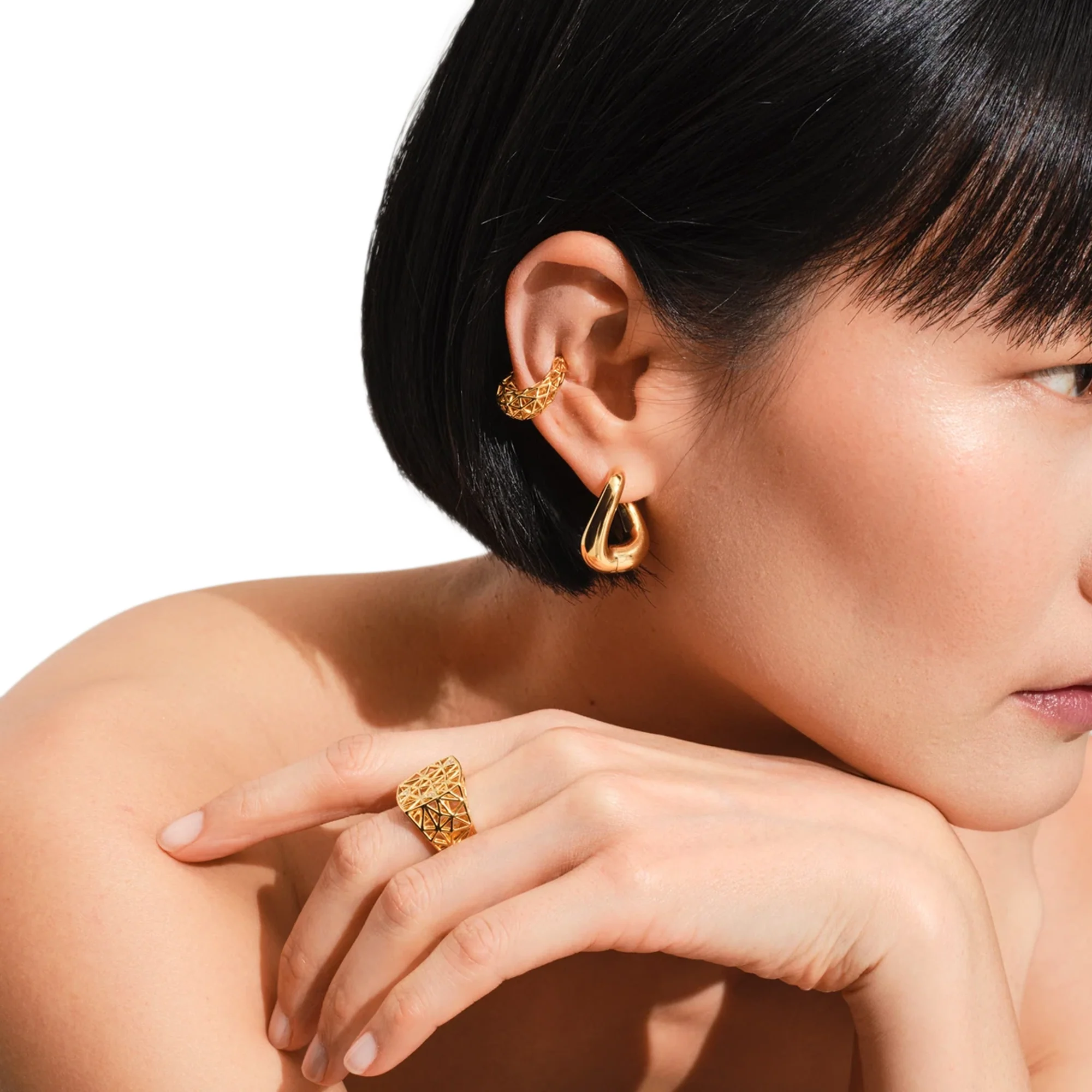Tom Wood Twist Hoops Gold Earrings - Image 4
