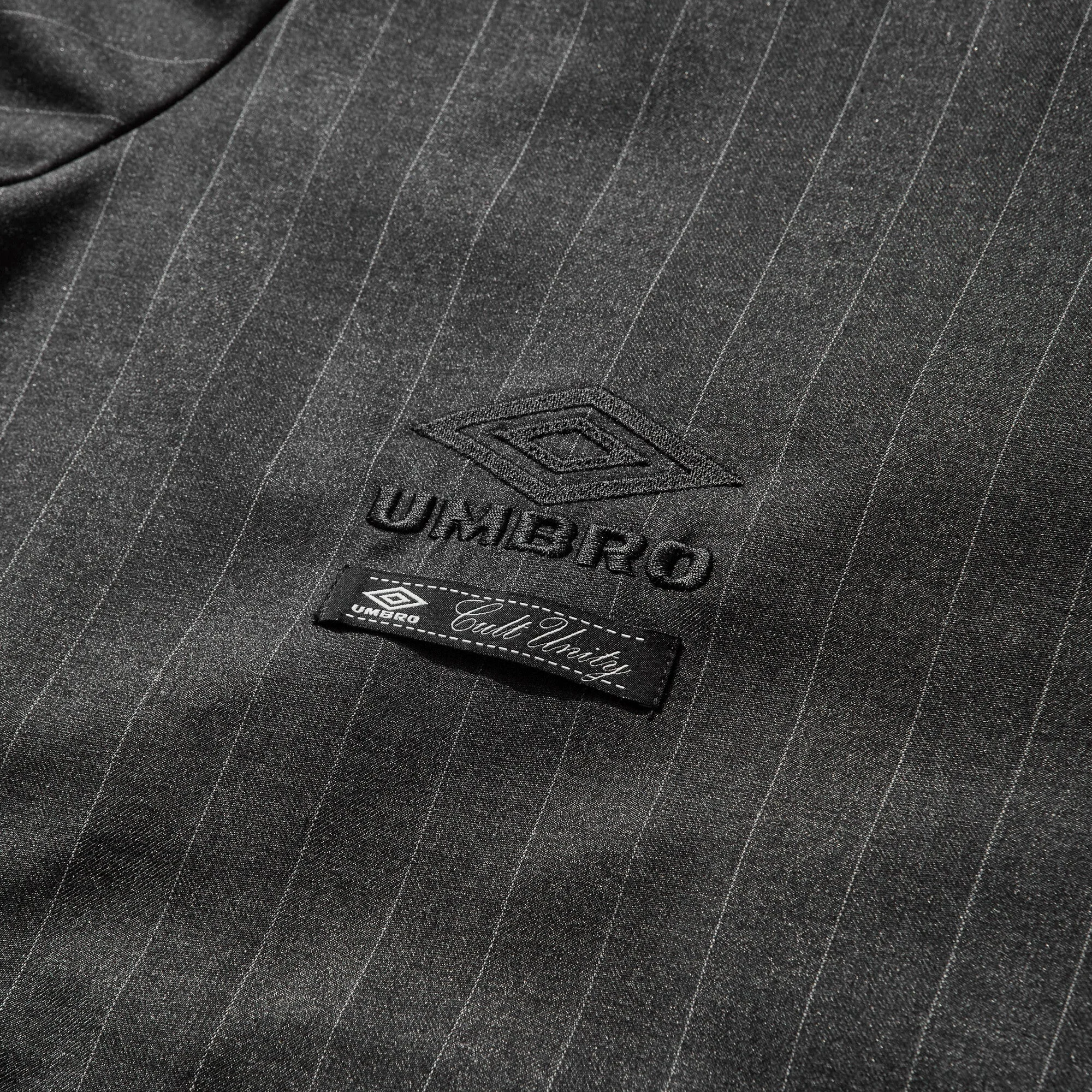 Umbro Pinstriped Jacket Dark Grey - Image 3